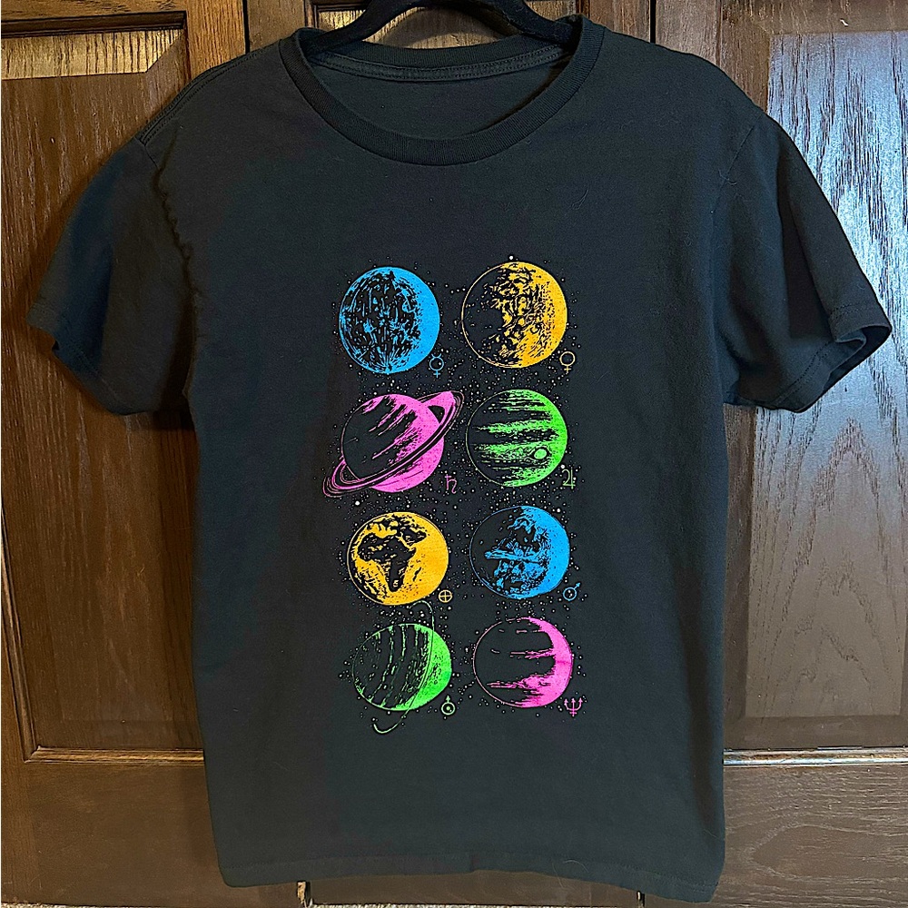Planet Symbol Tshirt